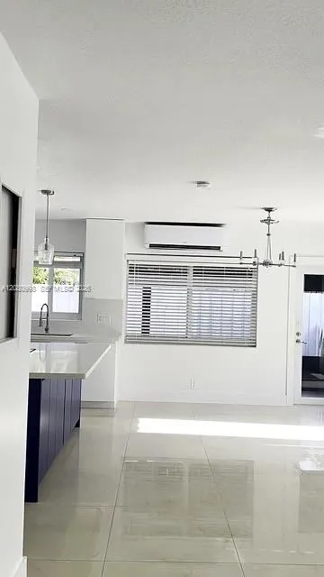 638 SW 5th Ave #B Fort Lauderdale, FL 33315