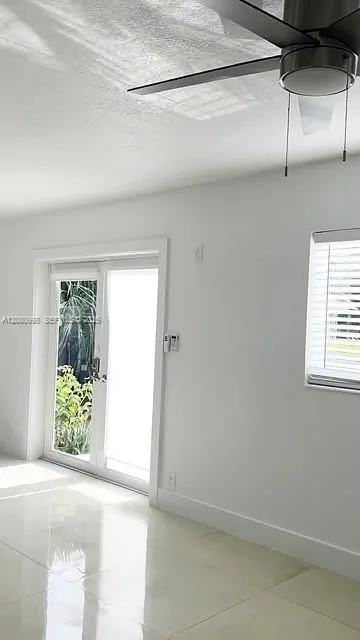 638 SW 5th Ave #B Fort Lauderdale, FL 33315