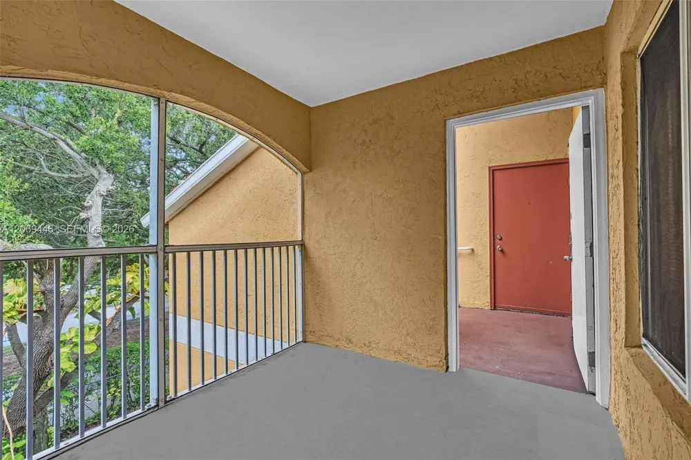 2667 NW 33rd St #2413 Oakland Park, FL 33309