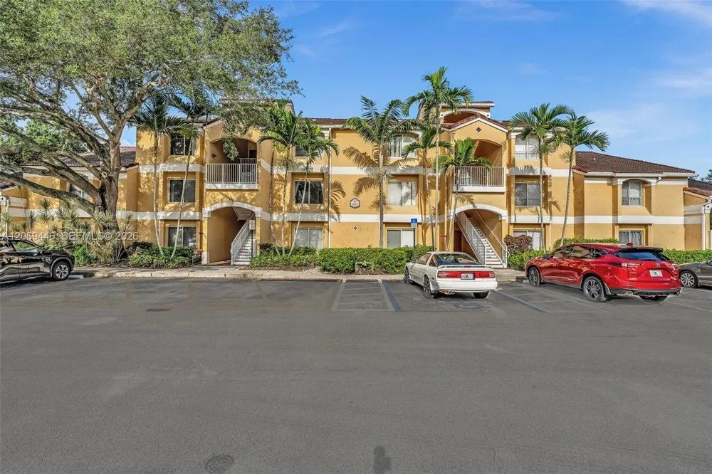 2667 NW 33rd St #2413 Oakland Park, FL 33309