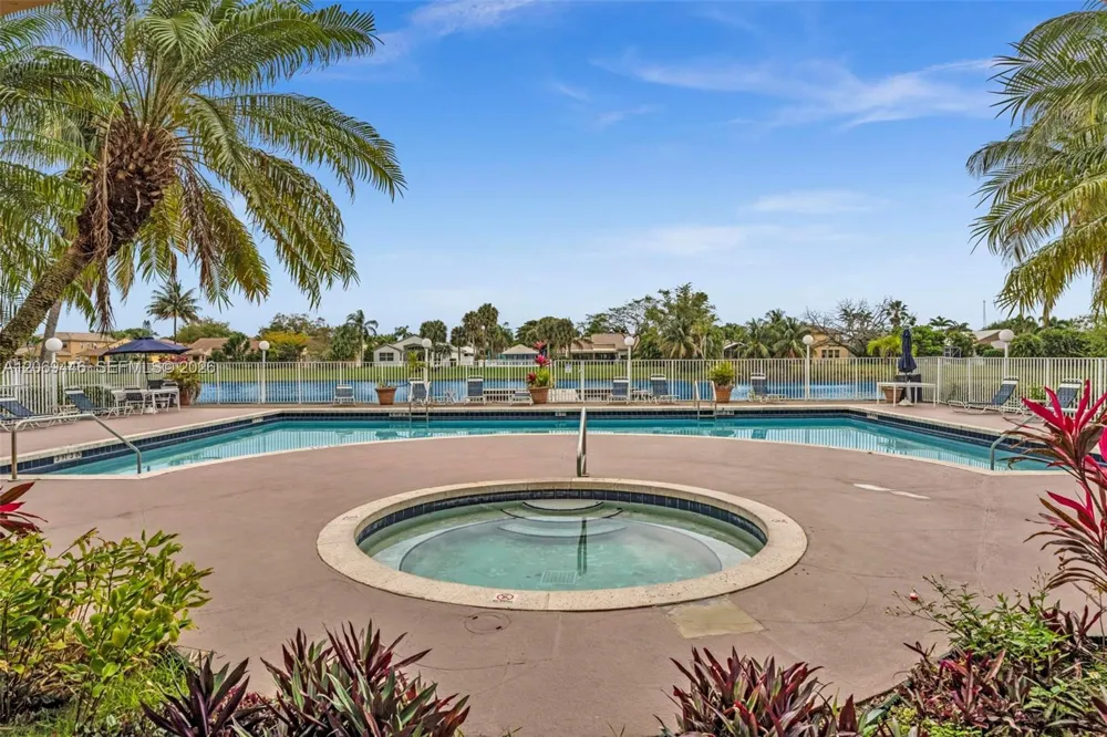 2667 NW 33rd St #2413 Oakland Park, FL 33309