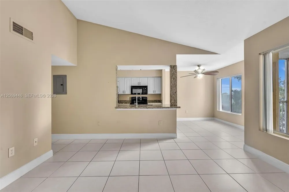 2667 NW 33rd St #2413 Oakland Park, FL 33309