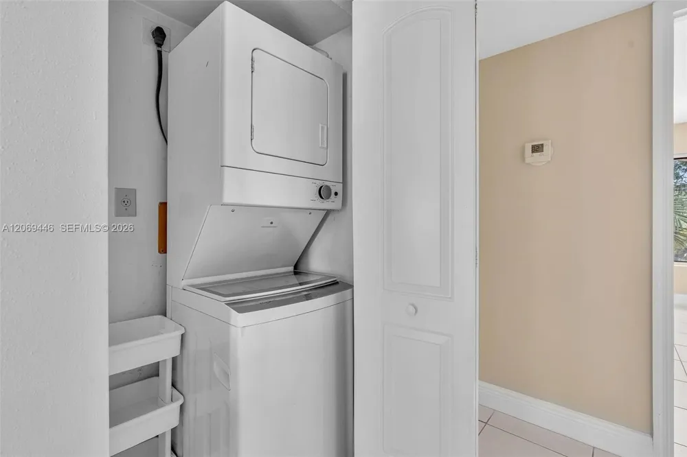 2667 NW 33rd St #2413 Oakland Park, FL 33309