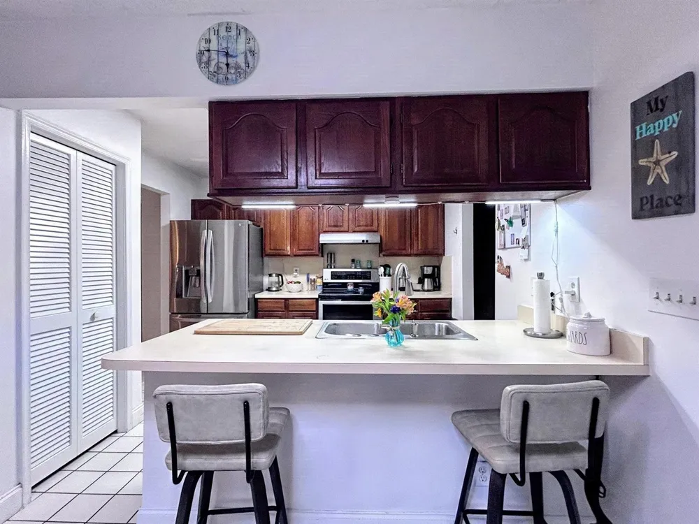 569 DOLLARSPOT COURT Wellington, FL 33414