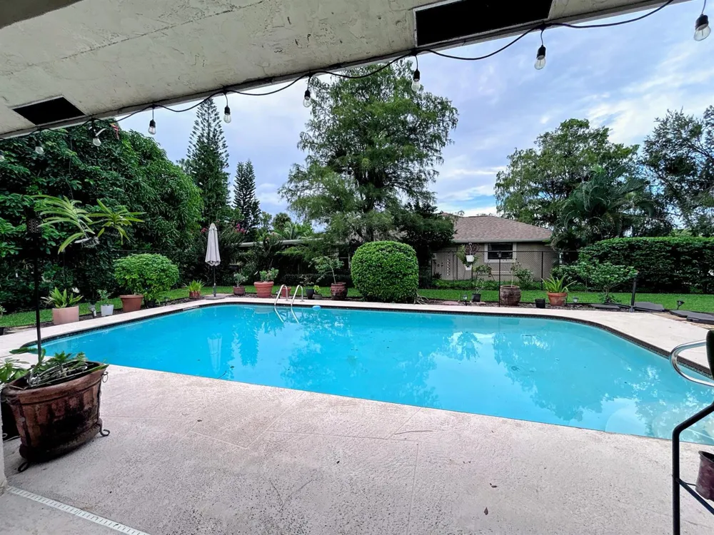 569 DOLLARSPOT COURT Wellington, FL 33414