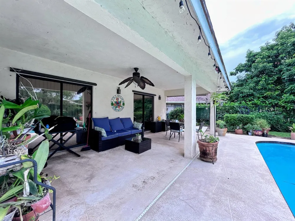 569 DOLLARSPOT COURT Wellington, FL 33414