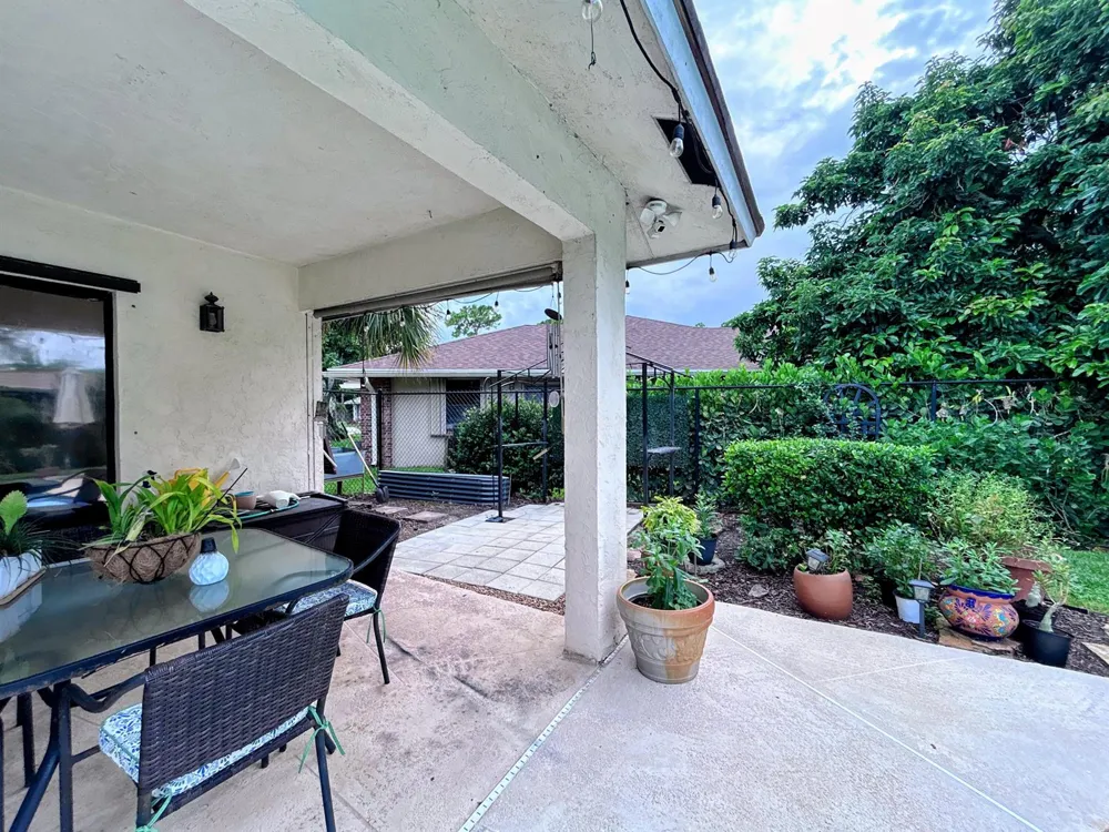 569 DOLLARSPOT COURT Wellington, FL 33414