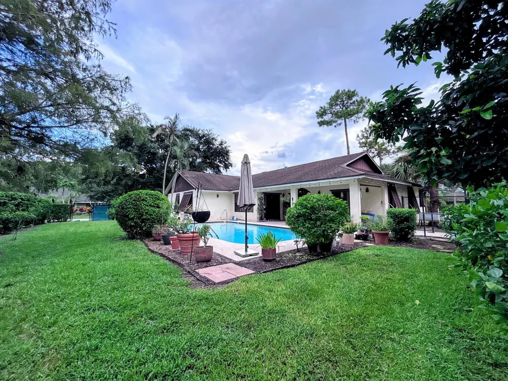 569 DOLLARSPOT COURT Wellington, FL 33414