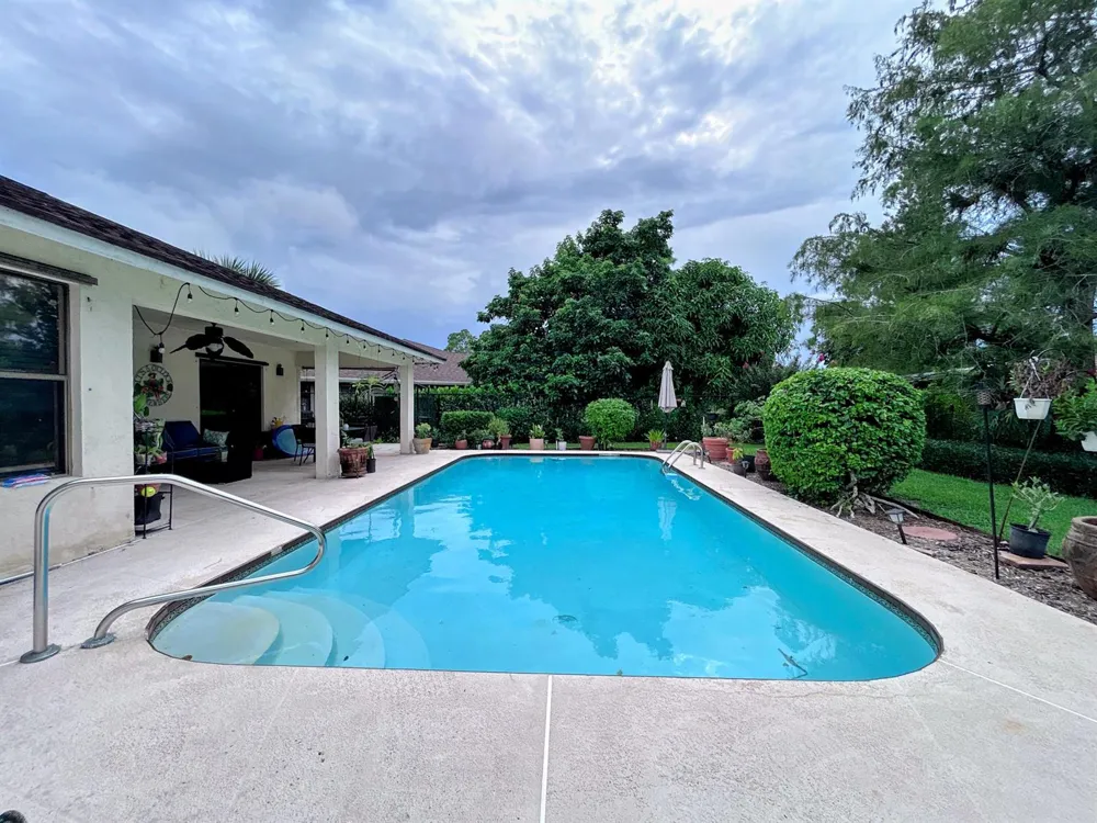569 DOLLARSPOT COURT Wellington, FL 33414