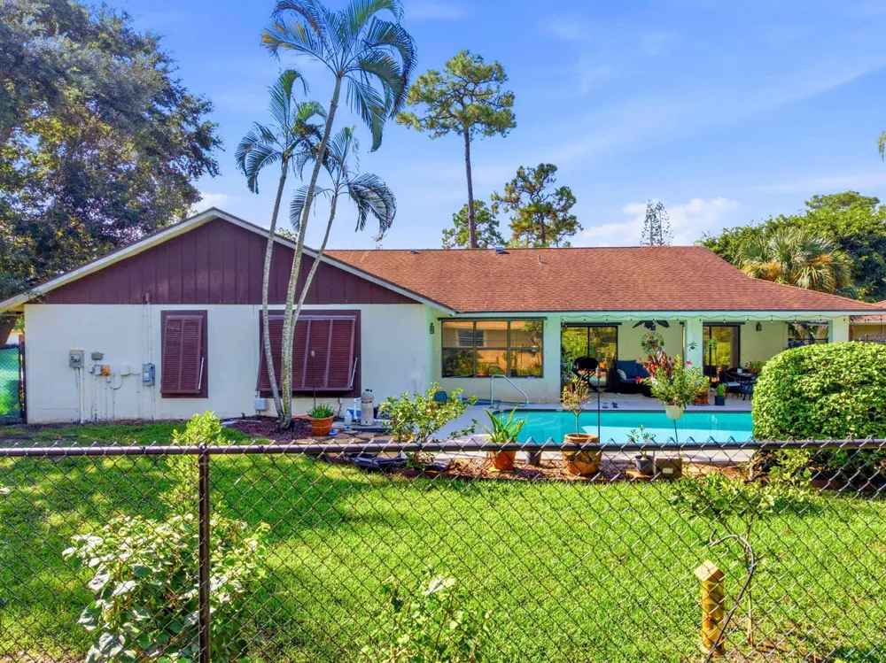 569 DOLLARSPOT COURT Wellington, FL 33414