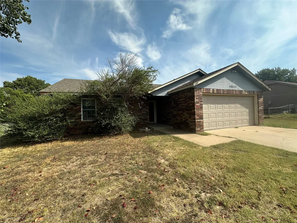 10617 E 112th Place Owasso, OK 74055