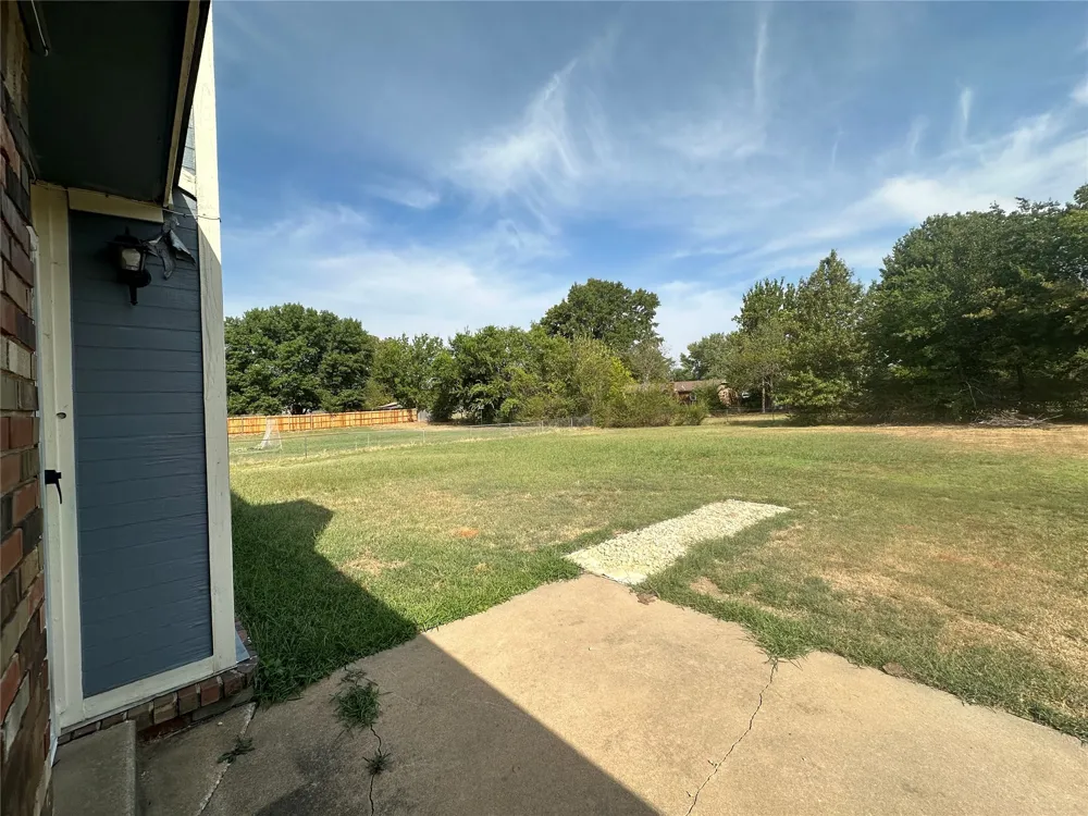 10617 E 112th Place Owasso, OK 74055