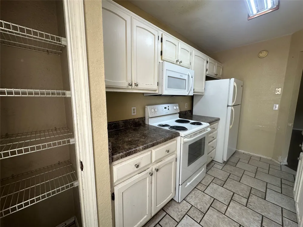 10617 E 112th Place Owasso, OK 74055
