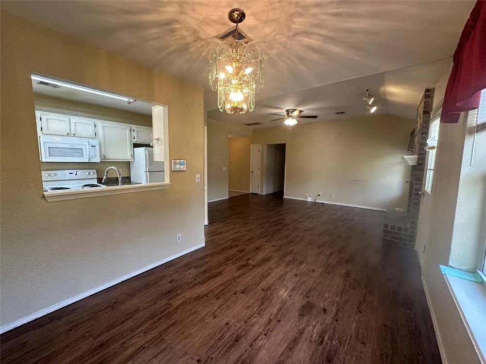 10617 E 112th Place Owasso, OK 74055