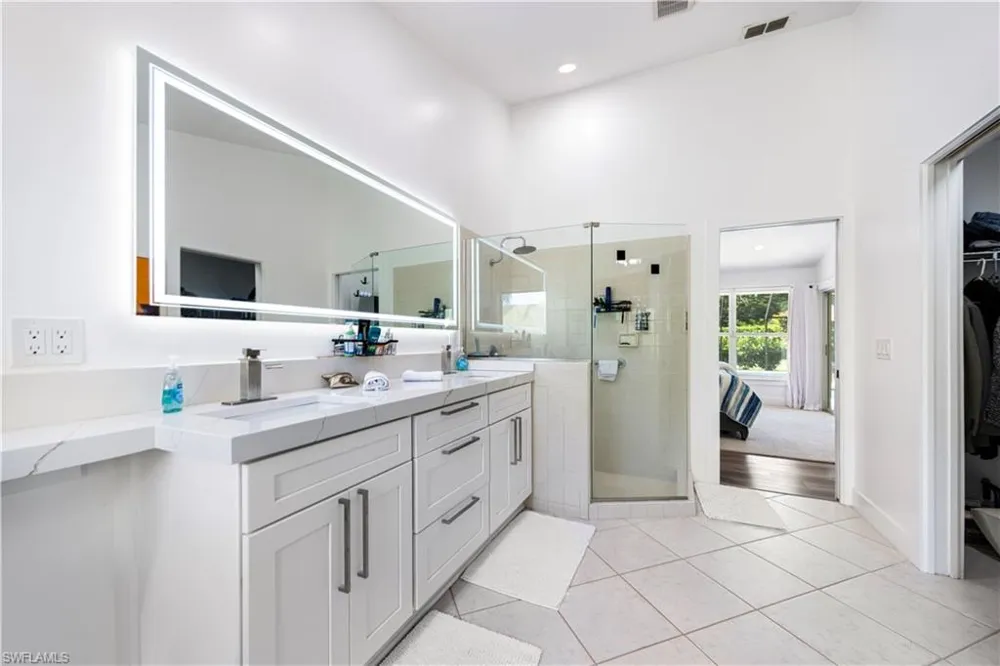 9986 Mar Largo Circle Fort Myers, FL 33919