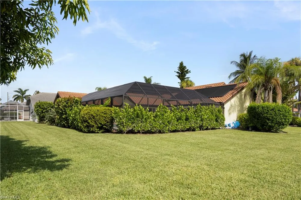 9986 Mar Largo Circle Fort Myers, FL 33919