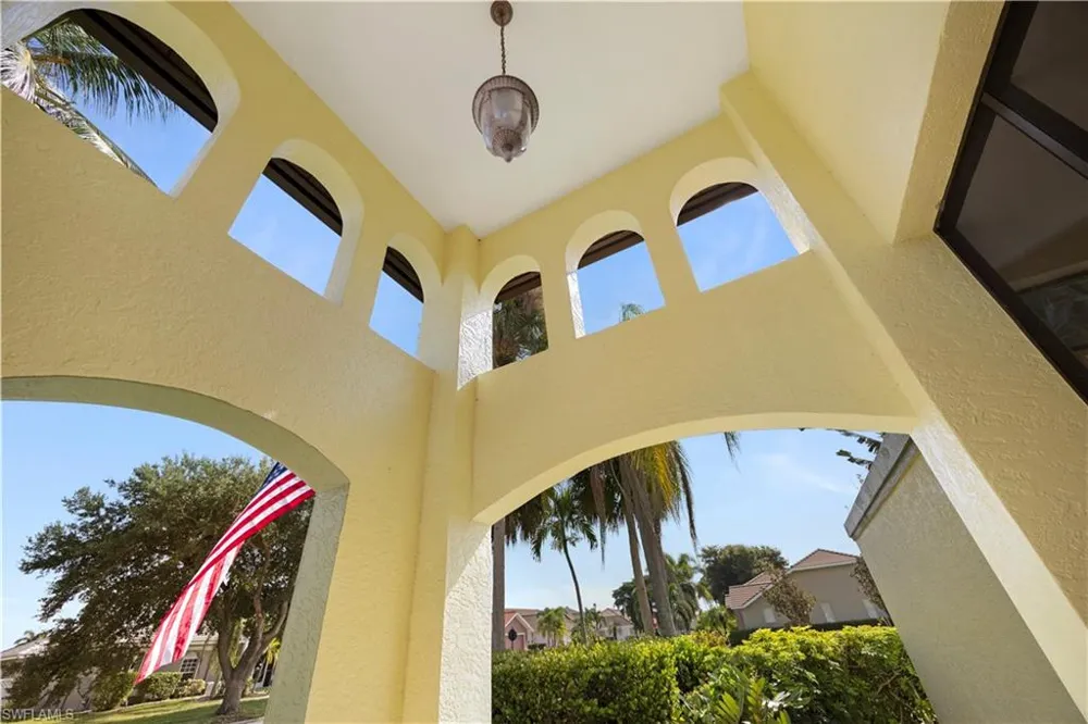 9986 Mar Largo Circle Fort Myers, FL 33919