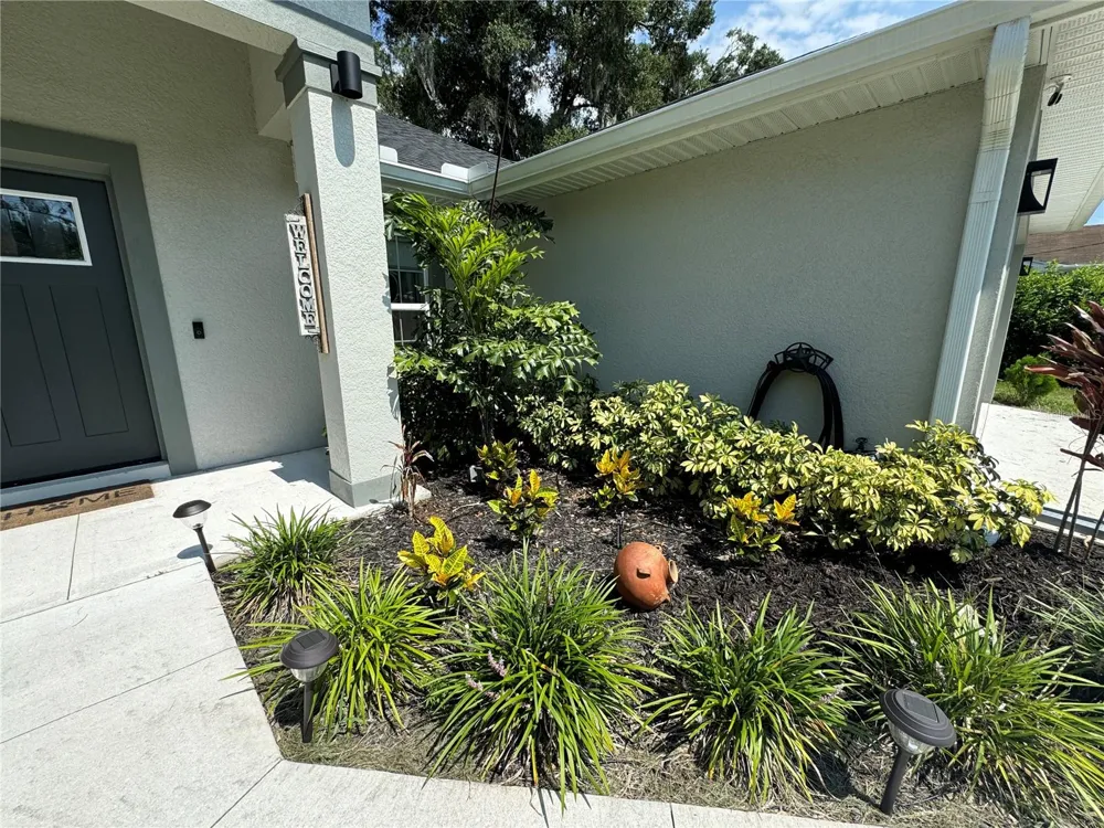 1922 ALMOND STREET Orange City, FL 32763