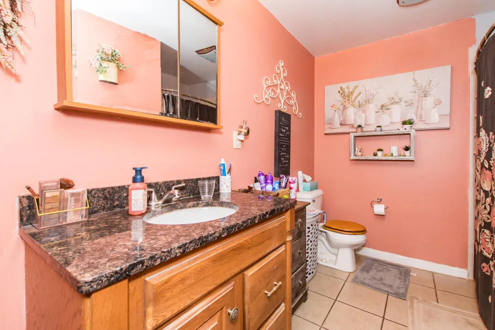 2510 Dexter Avenue Kalamazoo City, MI 49004