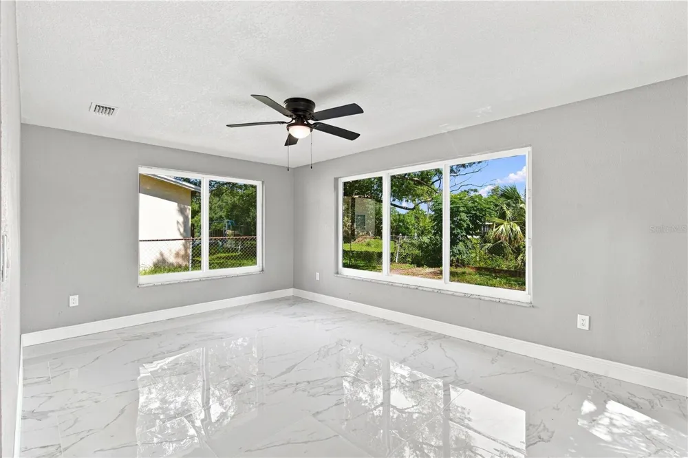7033 WENTWORTH WAY New Port Richey, FL 34655