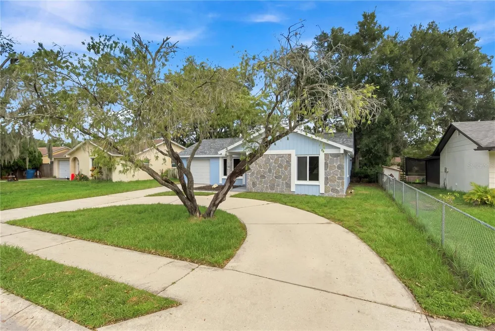 7033 WENTWORTH WAY New Port Richey, FL 34655