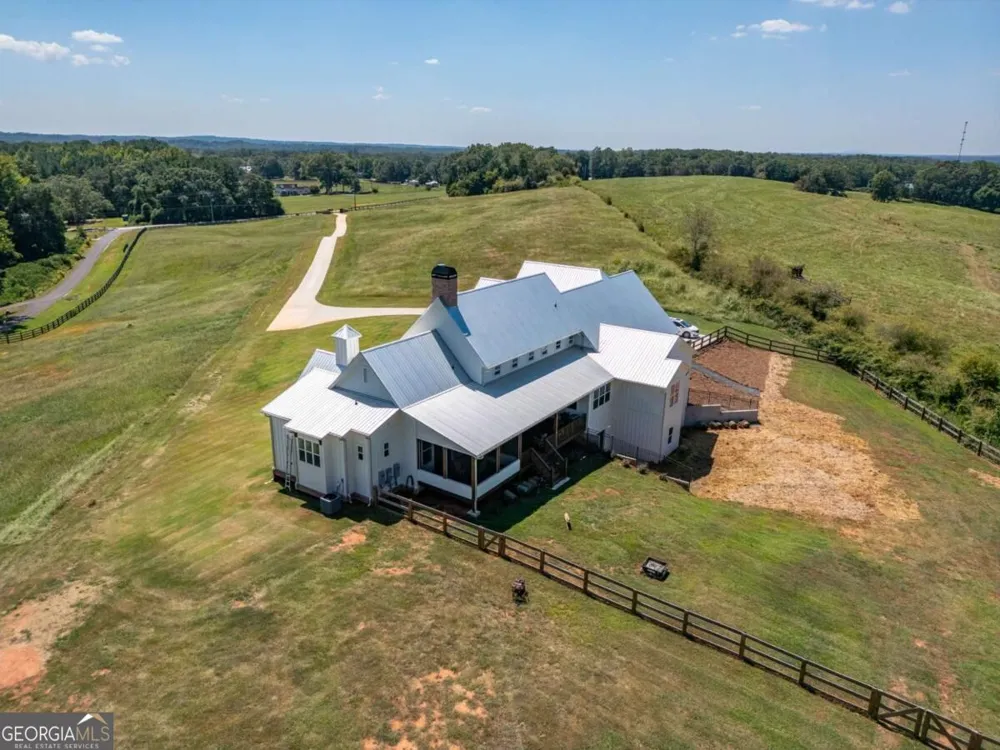 3200 Shady Grove Rd Carrollton, GA 30116