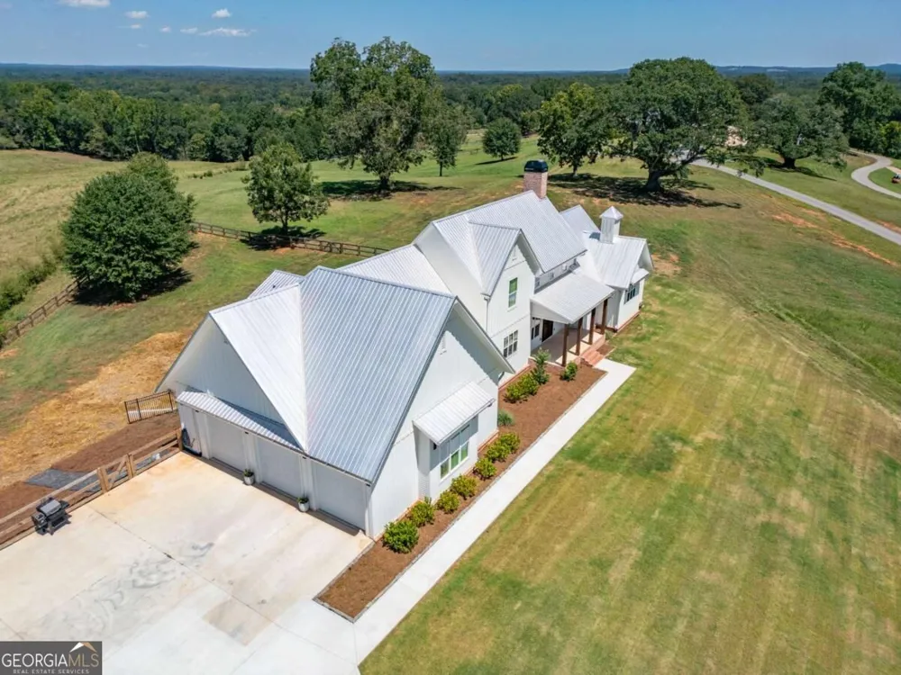 3200 Shady Grove Rd Carrollton, GA 30116