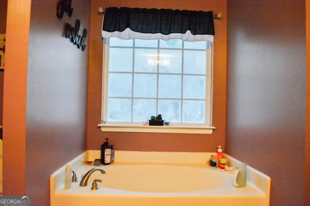 166 Patton RD Gray, GA 31032