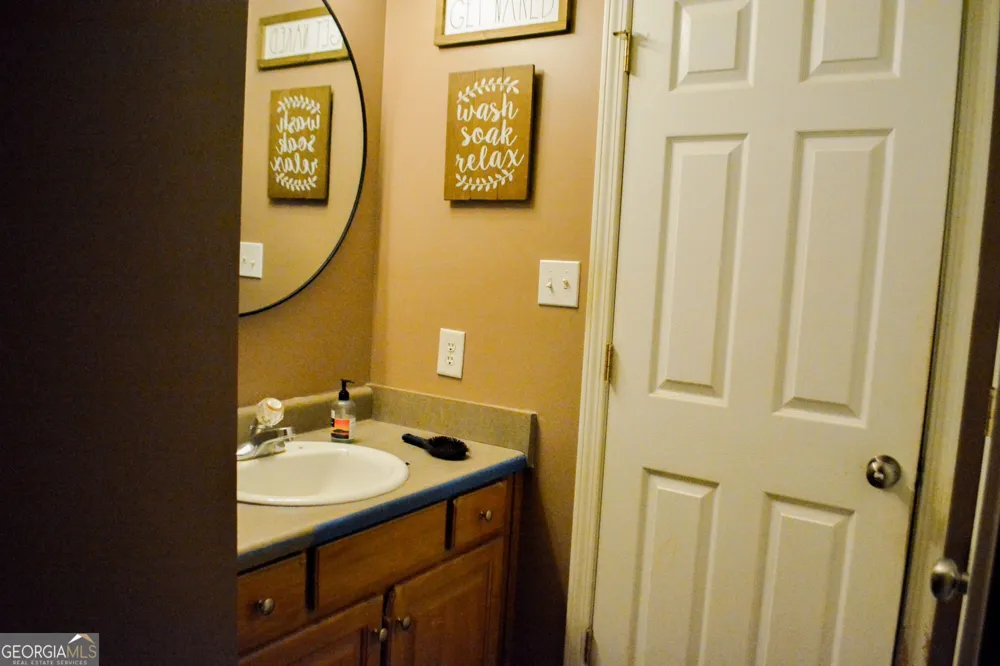 166 Patton RD Gray, GA 31032