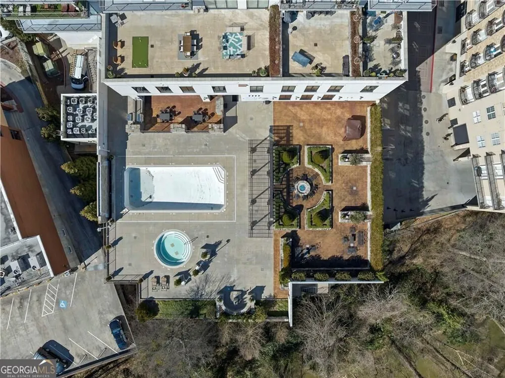 2277 Peachtree RD NE Atlanta, GA 30309