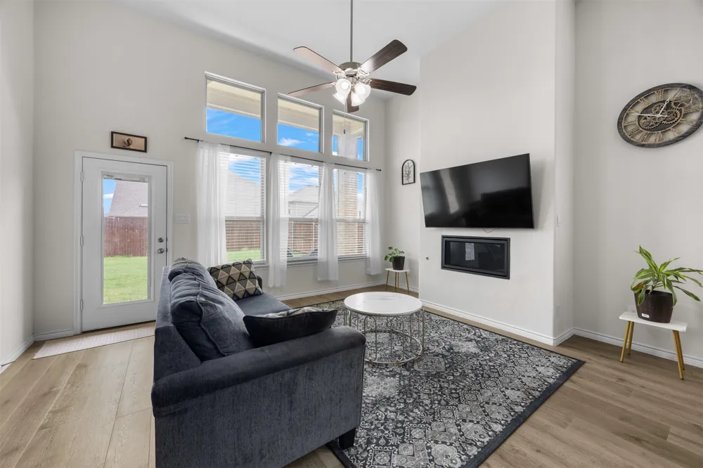 3808 High Country Road Aubrey, TX 76227