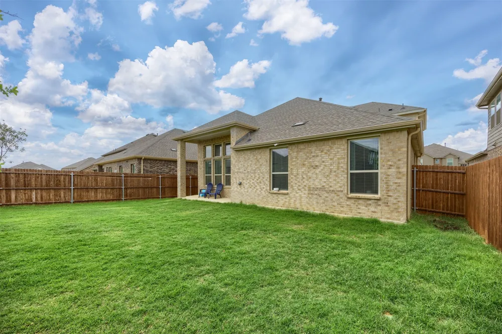 3808 High Country Road Aubrey, TX 76227