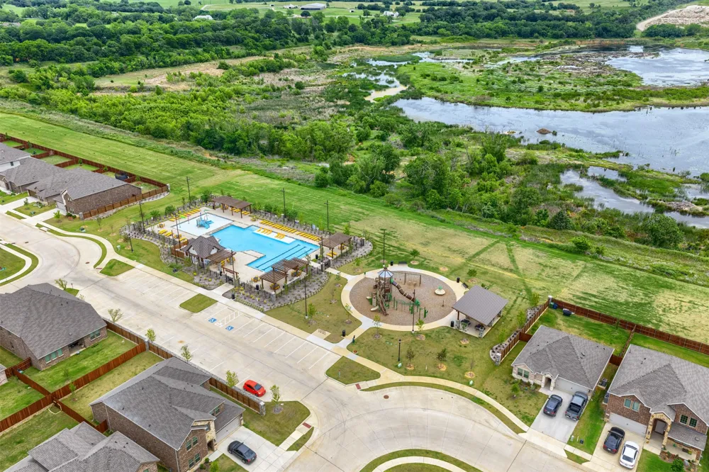 3808 High Country Road Aubrey, TX 76227