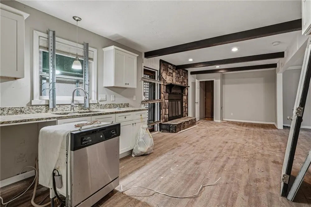 1281 Lee Ann Drive Decatur, GA 30035