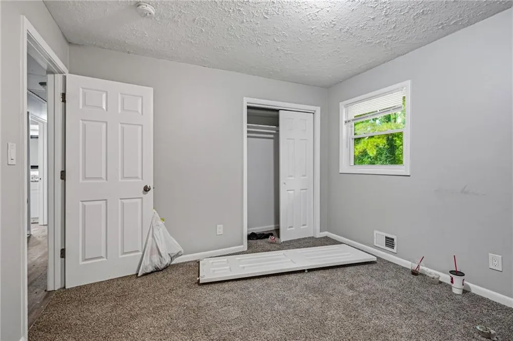 1281 Lee Ann Drive Decatur, GA 30035