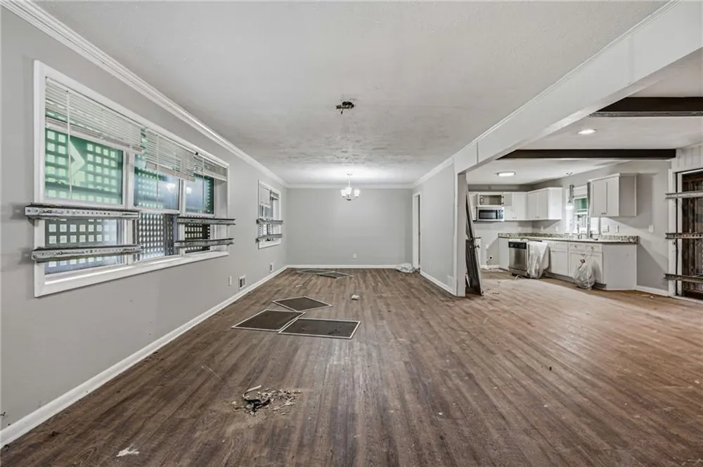 1281 Lee Ann Drive Decatur, GA 30035