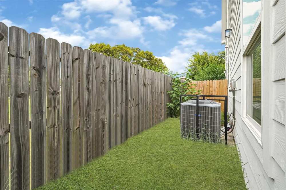 409 Calloway St #A Houston, TX 77029