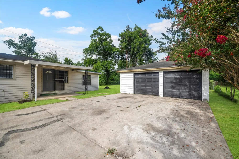 9217 Camay Drive Houston, TX 77016