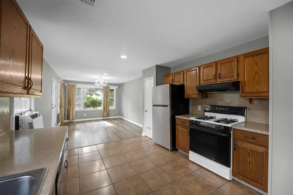 9217 Camay Drive Houston, TX 77016