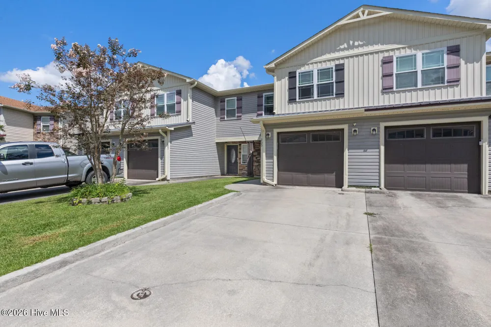 205 Kenan Loop Jacksonville, NC 28546