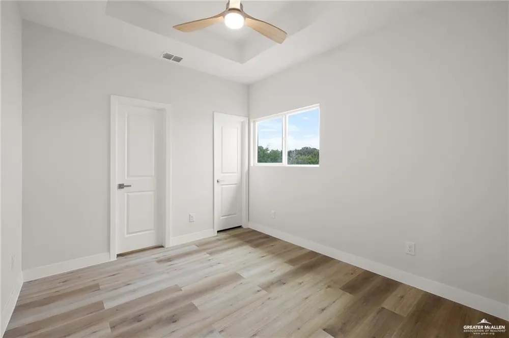 2615 E Solar Drive Mission, TX 78574