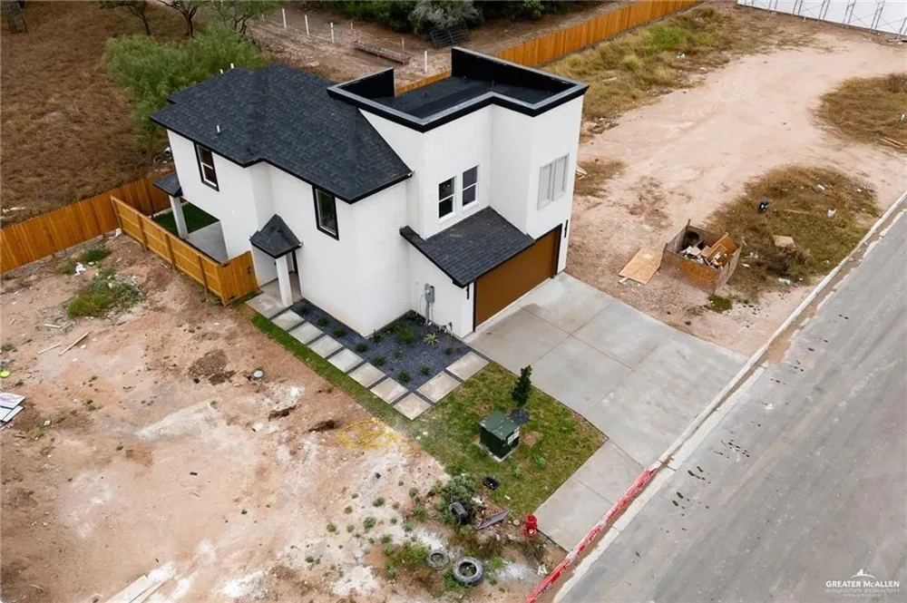 2615 E Solar Drive Mission, TX 78574