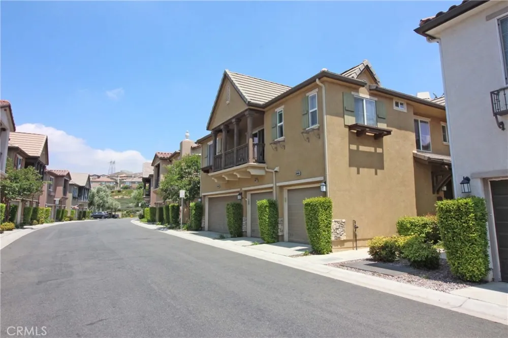 28440 Mirabelle Saugus, CA 91350