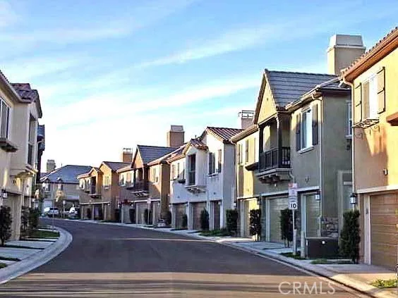 28440 Mirabelle Saugus, CA 91350