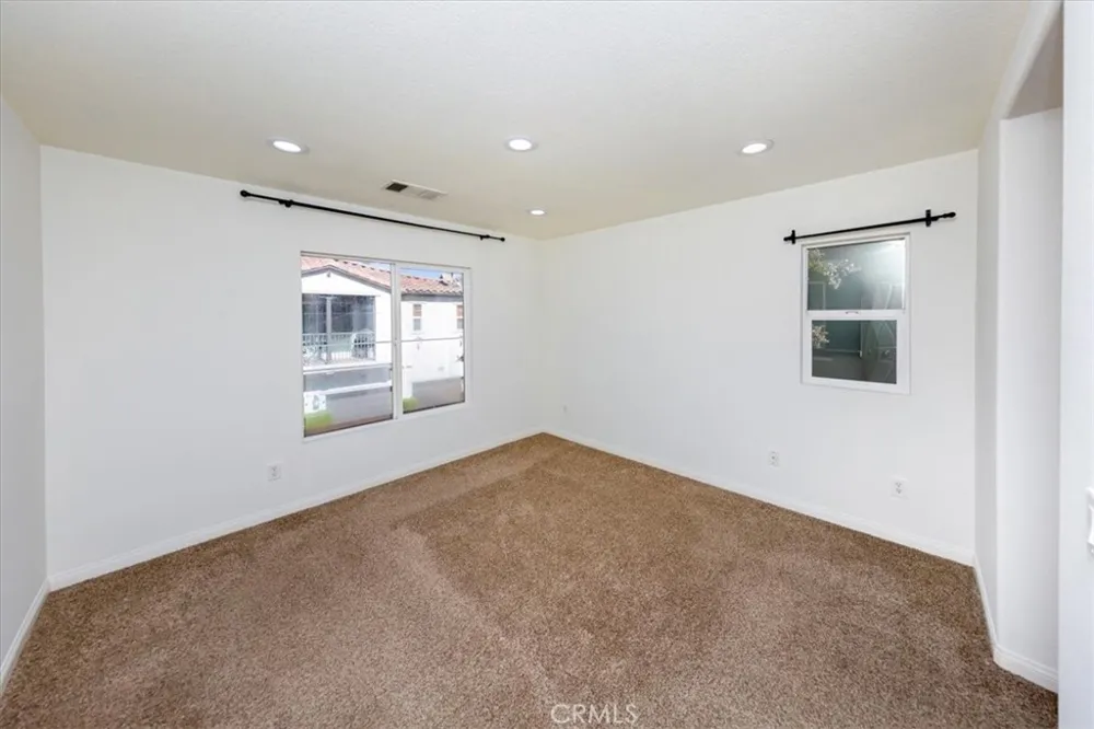 28440 Mirabelle Saugus, CA 91350
