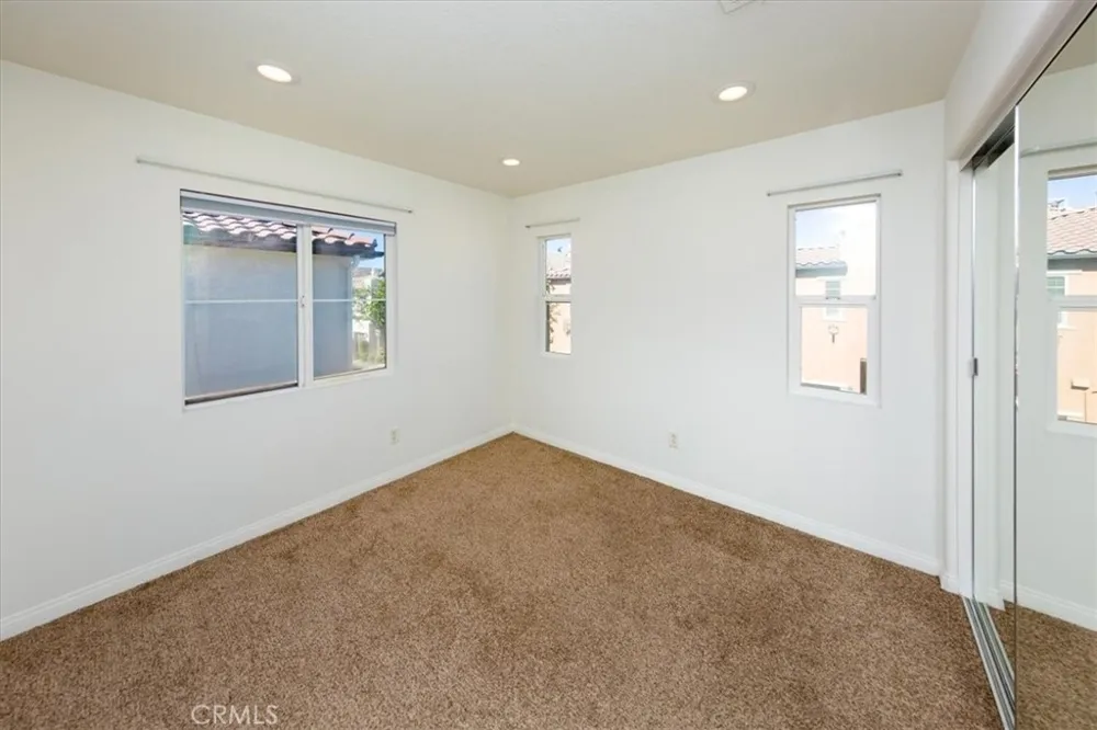 28440 Mirabelle Saugus, CA 91350