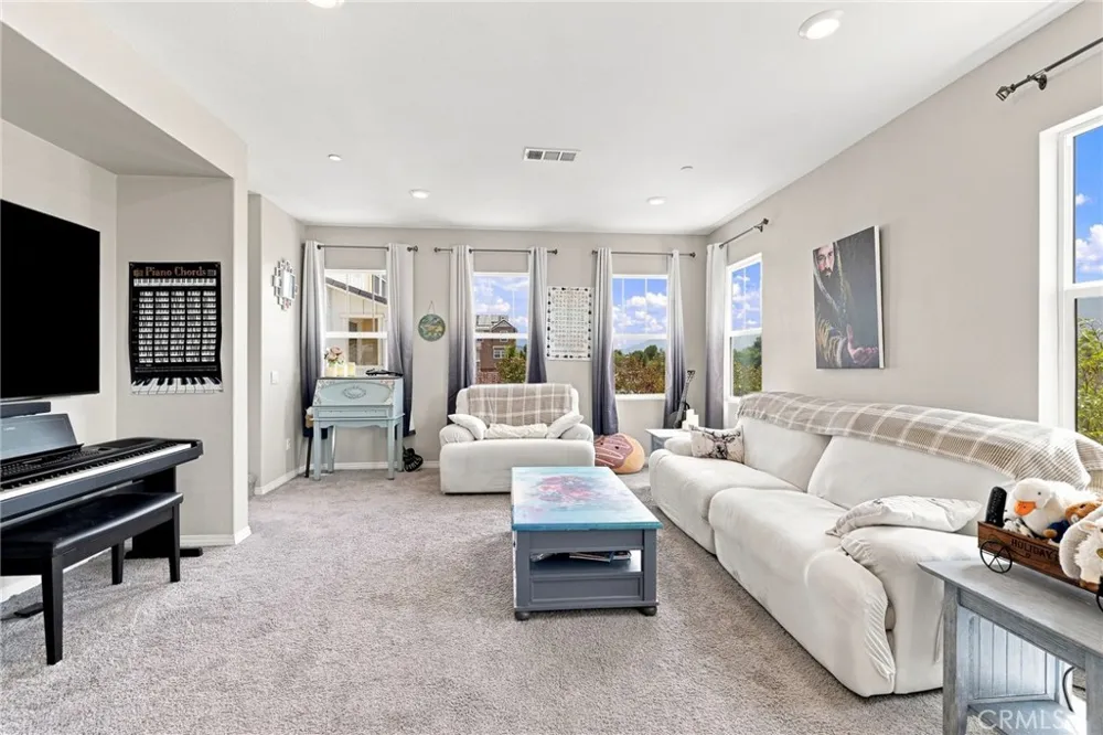 591 Heritage Valley Parkway Fillmore, CA 93015