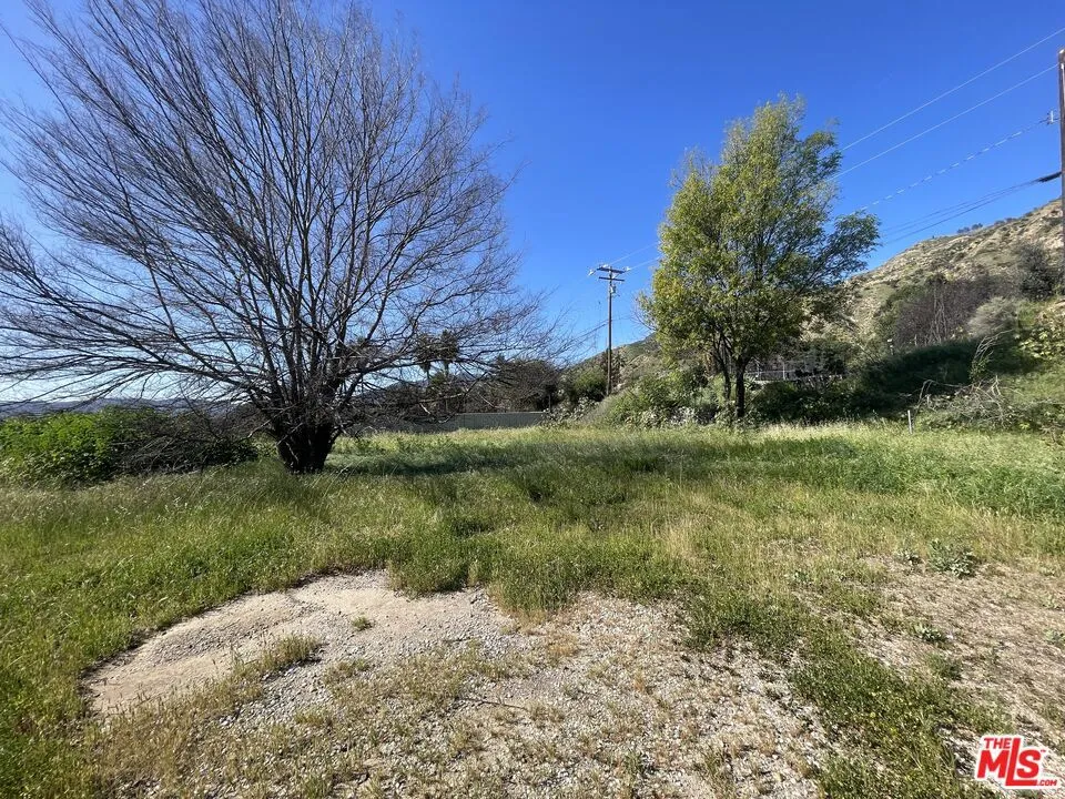 465 E Loma Alta Drive Altadena, CA 91001