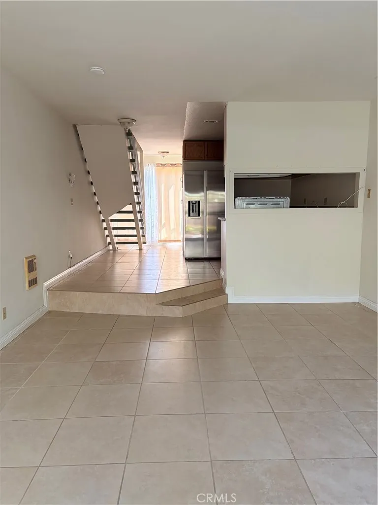 13261 Verde Garden Grove, CA 92844
