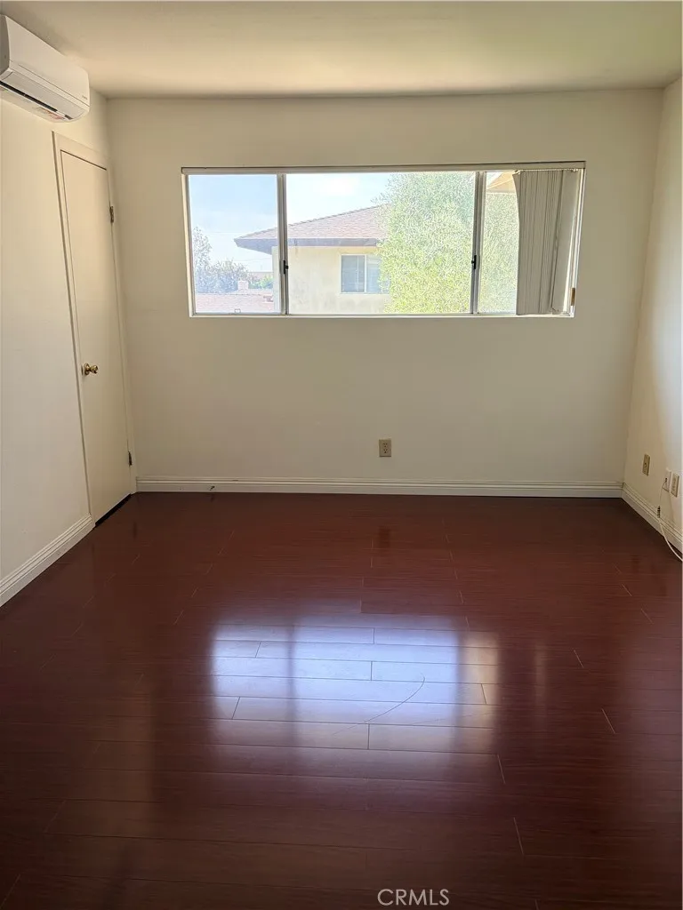 13261 Verde Garden Grove, CA 92844